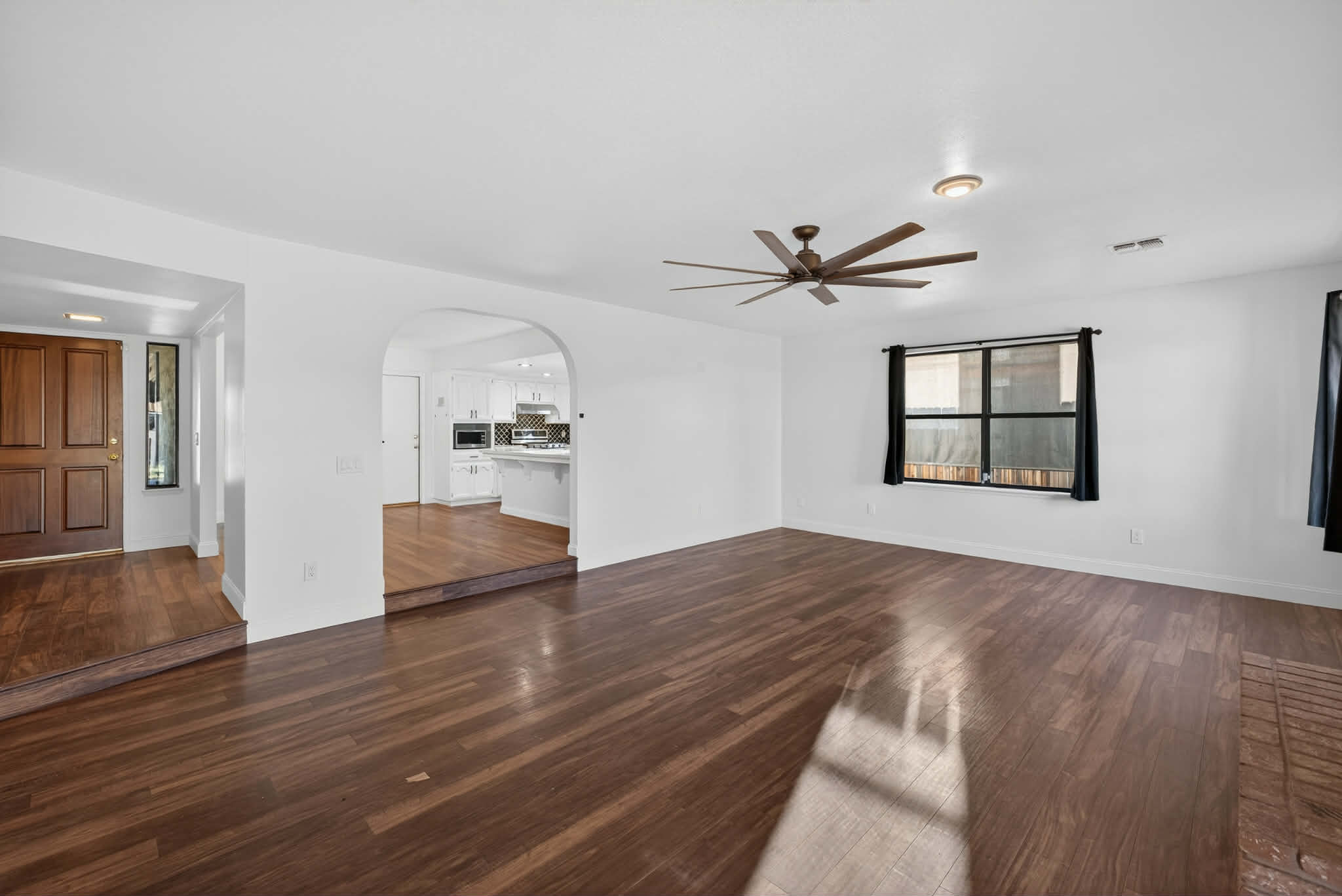 Modern Bakersfield Home Listing Photo