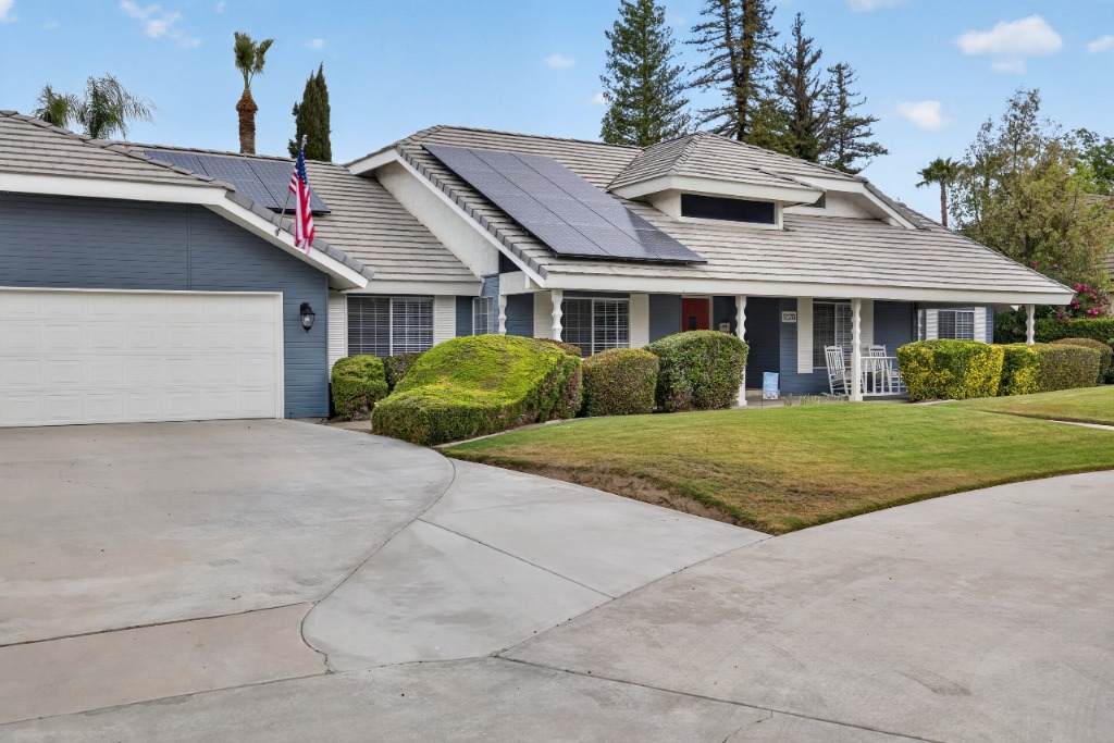 High-End Residential Listing Photo Kern County